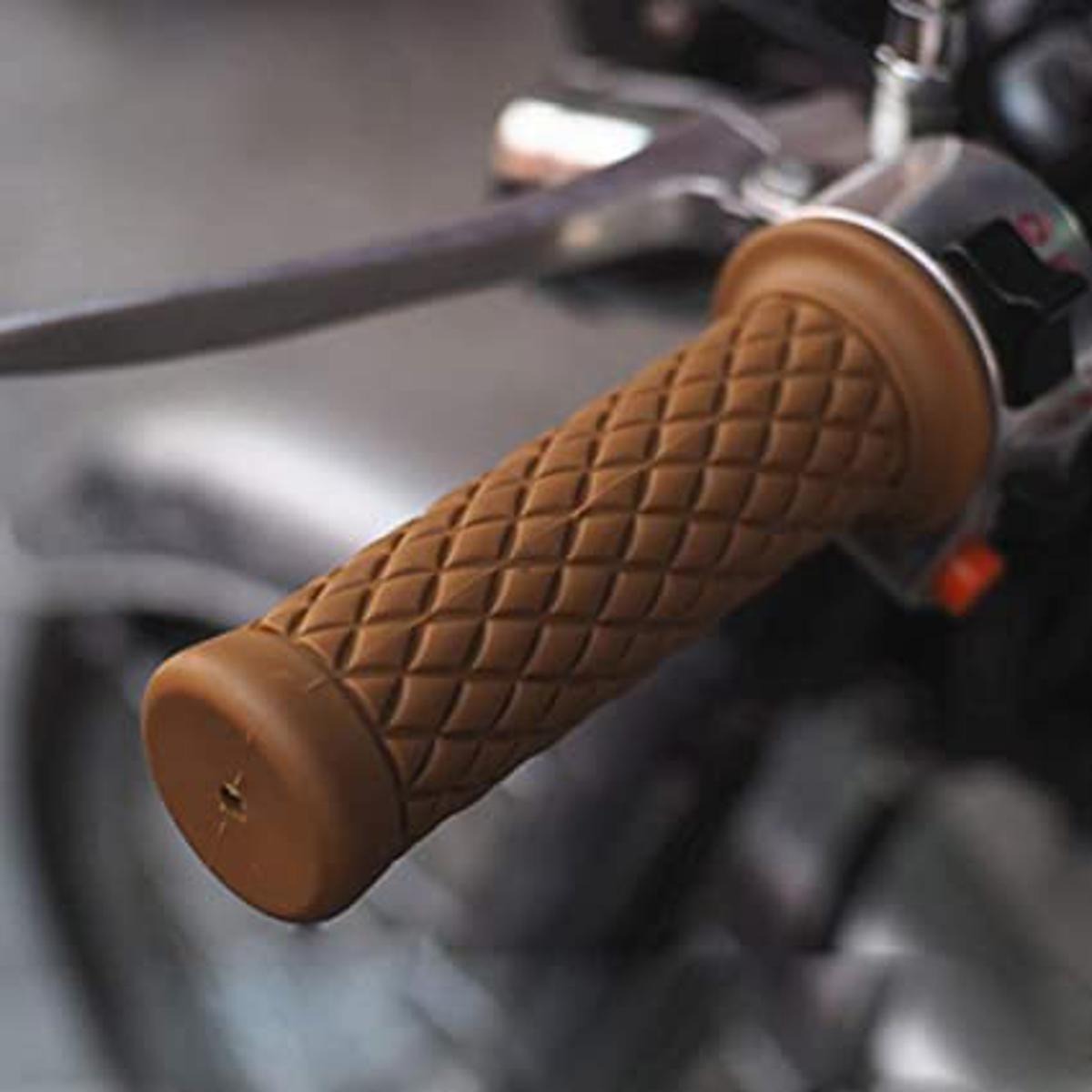 Cafe Racer Diamond Rubber Grip - 1
